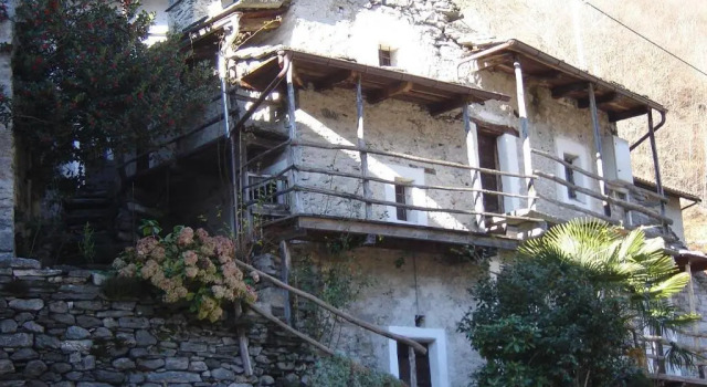 Hotel Pizzo Vogorno, Забронировать Отель Гордола Piano di Magadino