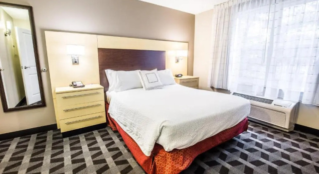Двухместный полулюкс c 1 комнатой TownePlace Suites by Marriott Gilford