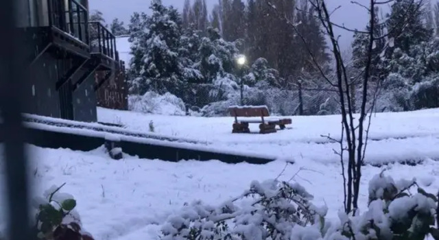 Cabaña en COMPLEJO DEL ARROYO - Bariloche KM 11