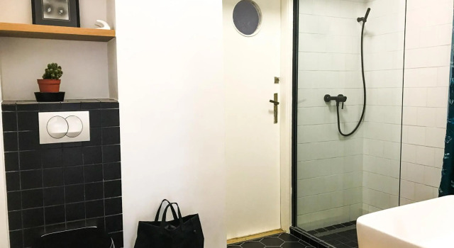 Spacious Bauhaus icon flat with fitness room in Central Buda, close to the river and Margaret island, Varaa Hotelli Budapest Budapest