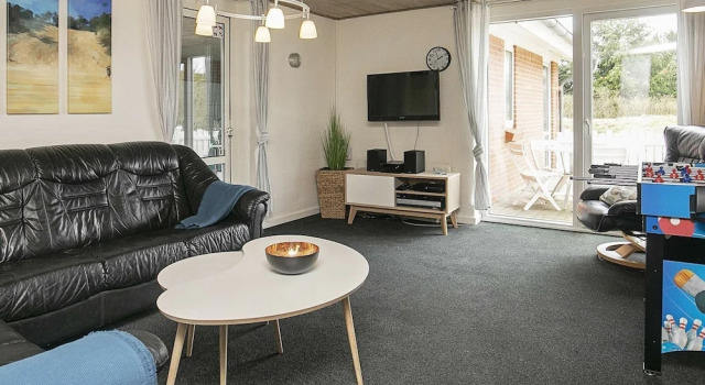 Private Holiday Home in Ringkobing With Terrace, Book Hotel Hotels in Midtjylland with a Pool, Swimming Pool