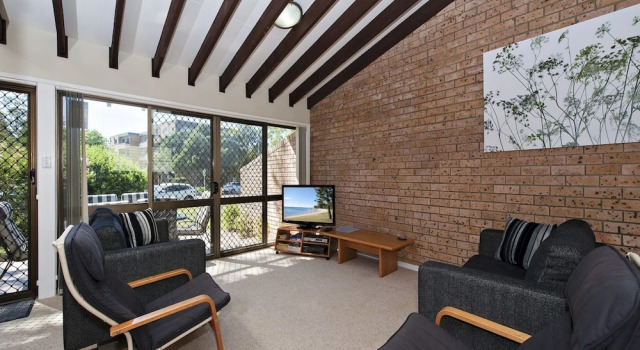 Bay Parklands, 3/2 Gowrie Avenue