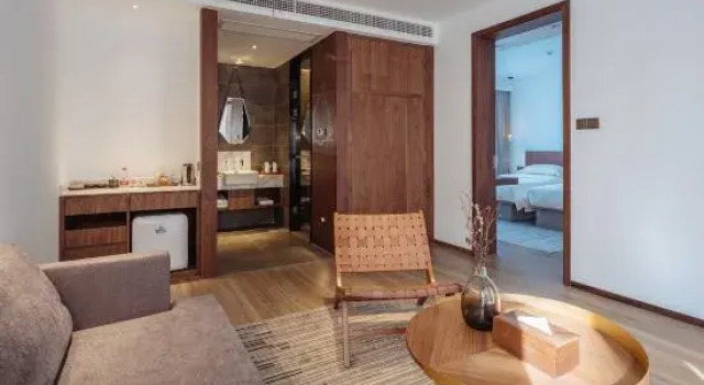Люкс Executive Floral Hotel·Ningbo Ciqili Hotel (Cicheng Ancient County City Branch)