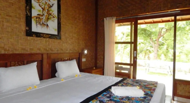 Toke Menjangan, Prenota Hotel Banyuwedang Buleleng