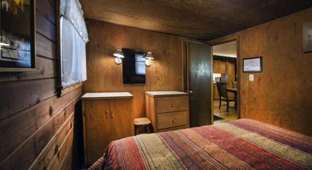 Grandma's Cabin, Забронировать Отель Отели Mariposa County с парковкой, Парковка