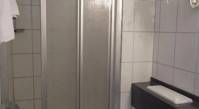 Номер Standard Hotel Schweizer Hof