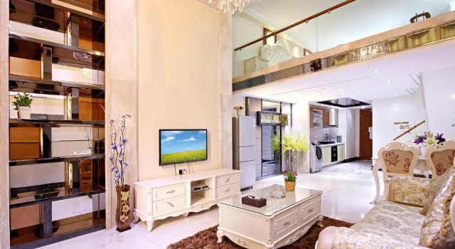 Кровать в общем номере South & North International Apartment Beijing Road