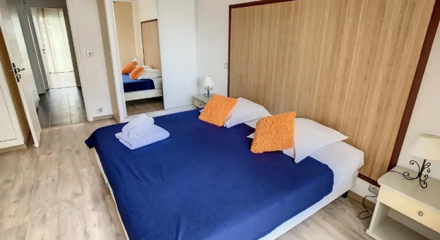 Appartements Cannes Centre : Rond Point Duboys dAngers, Забронировать Апартаменты/квартира Отели Канн с парковкой, рядом с Le Croisette Casino Barriere de Cannes, Парковка