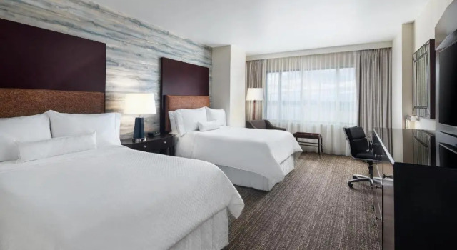 Четырёхместный номер Standard с видом на город The Westin Washington National Harbor