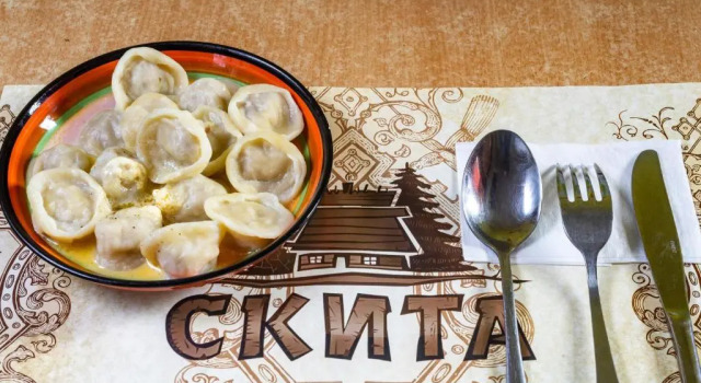 Skyta, Забронировать Отель Отели Яблоница с парковкой, Парковка