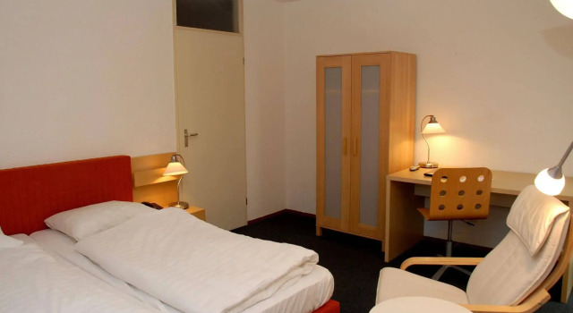 Apart Hotel Randwyck, Забронировать Апарт-отель Отели Рандвяйк 4 звезды, 4*
