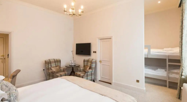 Семейный номер Standard Macdonald Old England Hotel & Spa