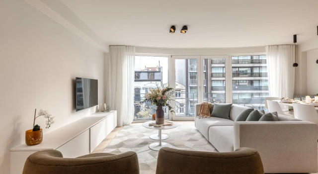 Delux Renovated Apartment in the Heart of Knokke, Prenota Appartamento Tortuga 