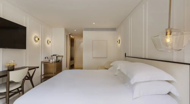 Двухместный номер Superior Theatron Jerusalem Hotel & Spa - MGallery Collection