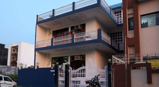 OYO 270 Home Stay Inn
