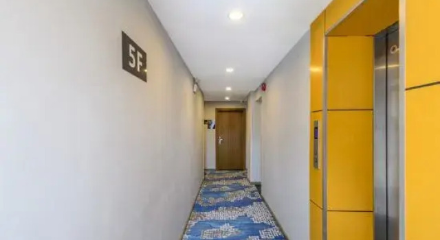 Pai Hotel (Zhuhai Gongbei Port Pedestrian Street), Boek Hotel Hotels in Guangdong met parkeren, Parkeren