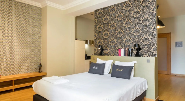 Hôtel Pour Nomades Rêveurs - 28 Bellecour, Забронировать Отель 02. Прескиль Лион, рядом с Jardin Publique La Cerisaie