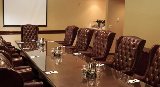 Crowne Plaza Ontario