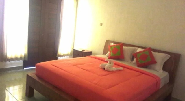 Orange Balangan Bungalow, Rezervovat Hotel Hotely v Bali se snídaní, Snídaně