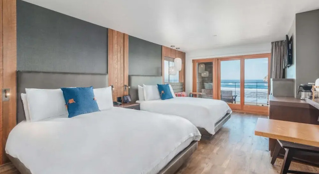 Четырёхместный номер Standard с балконом Headlands Coastal Lodge & Spa