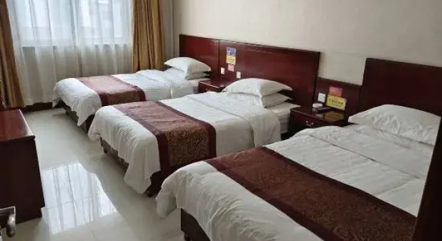 Семейный люкс Mediterranean sea Holiday Hotel