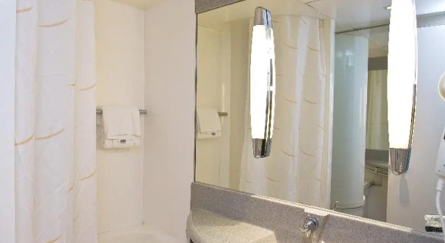 Двухместный номер Standard Novotel Aix-en-Provence Pont de LArc