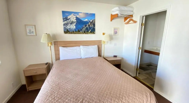 Двухместный номер Standard Bristlecone Motel