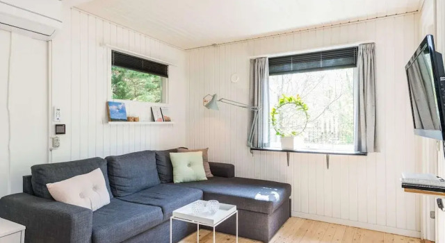 2 Person Holiday Home in Henne, Buchen Sie Ferienhaus Henne Strand 