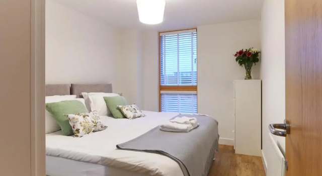 Апартаменты Deluxe с 3 комнатами ShortstayMK Vizion apartments by Cotels, with free superfast wi-fi, parking
