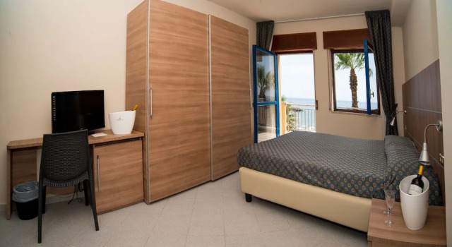 Двухместный номер Standard EliHotel