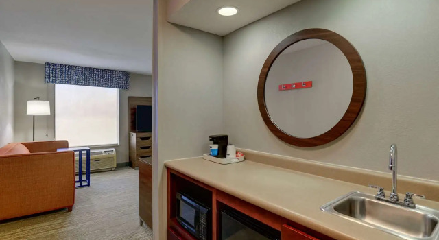 Студия Hampton Inn & Suites St. Louis - Edwardsville
