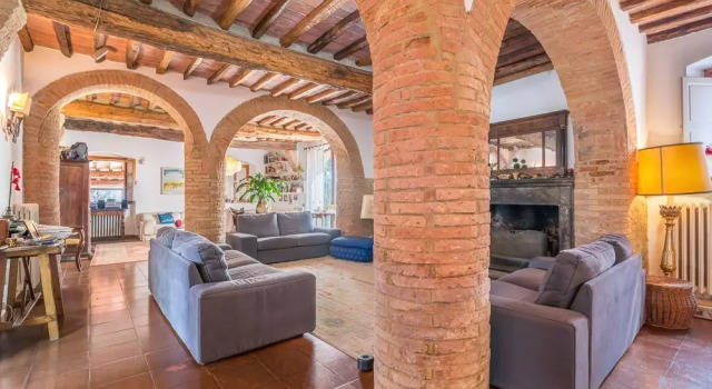 Nelbelmezzo, Book Hotel Collesalvetti Etruscan Coast