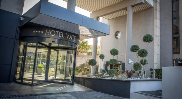 Hôtel & Spa Vatel, Rezerwuj Ośrodek wypoczynkowy Nimes Gard