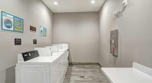 Home2 Suites by Hilton Johnson City, TN, Book Hotel Hoteller i Johnson City med parkering, Parkering