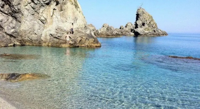 Abra Calabria Villino, Varaa Hotelli Palmi Calabria