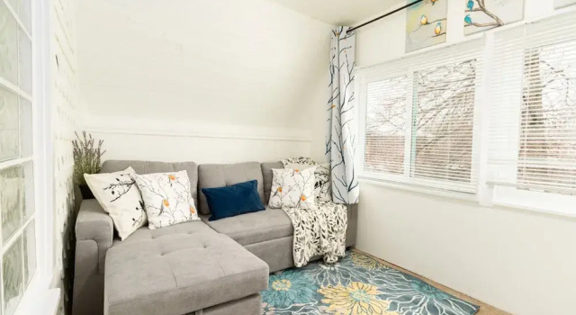 Charming Apt With King Bed in the Heart of SLC
