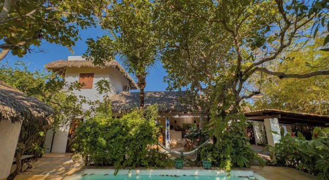 Pousada Castelo do Vento, Reservar Casa de hóspedes Hotéis em Cruz com piscina, Piscina