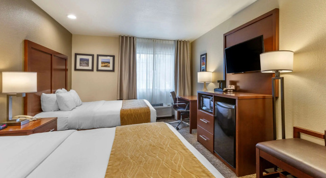 Четырёхместный номер Standard Comfort Inn Flagstaff South I-17