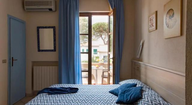 Standard Doppel Zimmer mit Meerblick Hotel Corallo