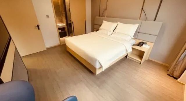 Люкс Reign  Hotel