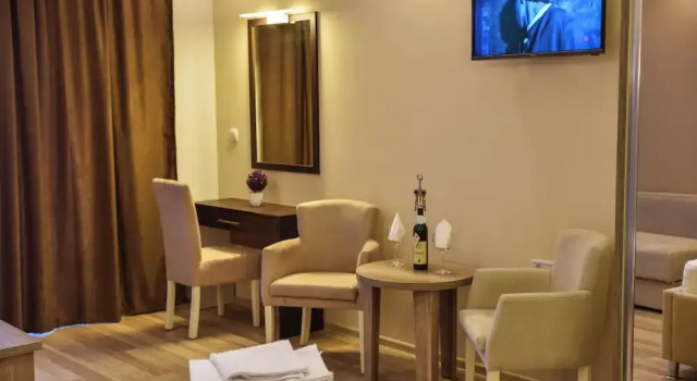 Апартаменты Deluxe Hotel Evropa
