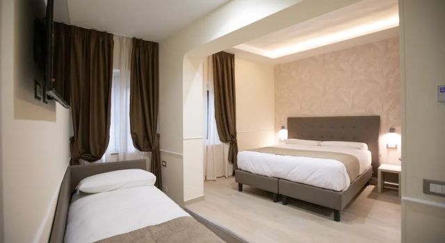 Трёхместный номер Standard с видом на город Hotel Maximus