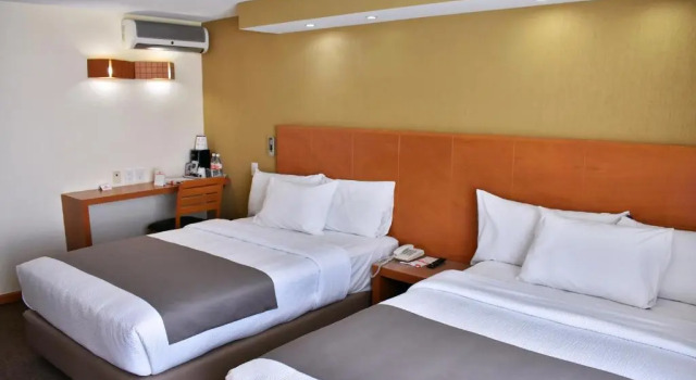 Номер Standard La Posada Hotel y Suites