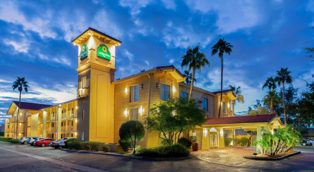 La Quinta Inn by Wyndham Phoenix Sky Harbor Airport