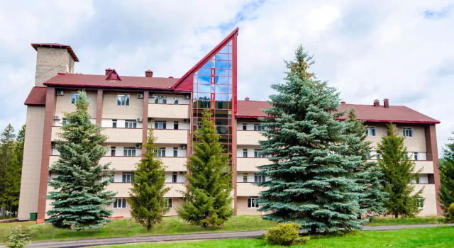 Krasnousolsk Sanatorium Building 5, Rezervovat Léčebný ústav Hotely v Bashkortostan s parkováním, Parkování
