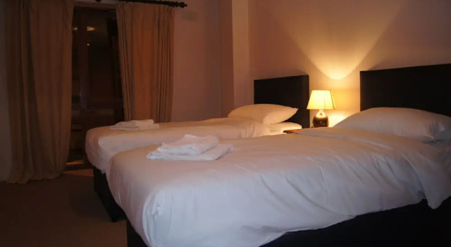 Апартаменты Castleforbes Holiday Apartment