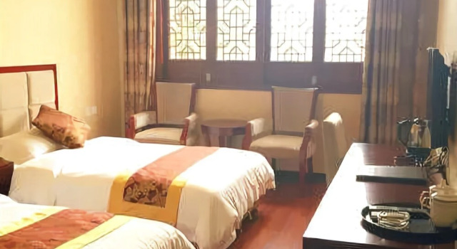 Xilang Birdge Shuixiang Hotel