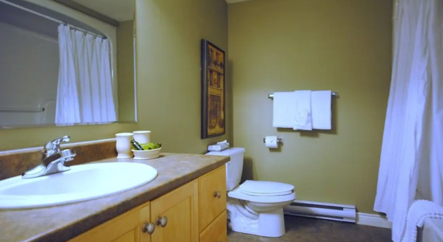 Люкс Premier с 2 комнатами Premiere Suites Moncton
