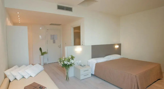 Двухместный номер Deluxe Hotel Cube