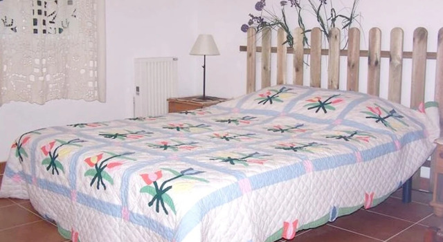 House With 2 Bedrooms in Apt, With Wonderful Mountain View, Private Po